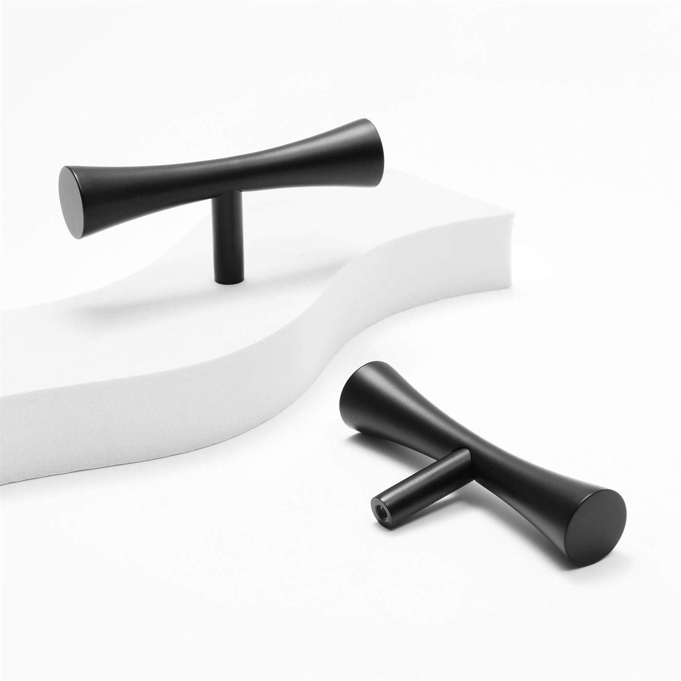 The Flute Pull