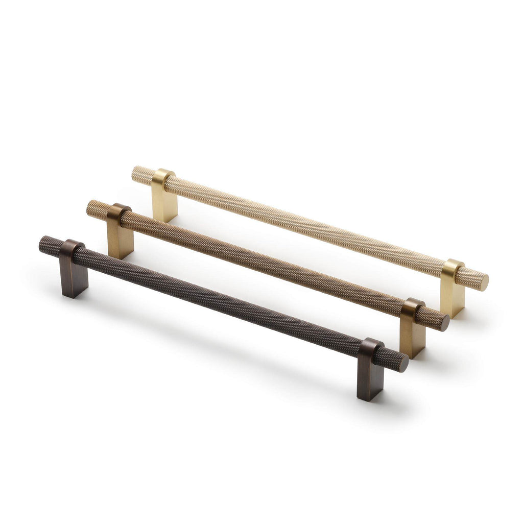 The Monarch Knurled Pull