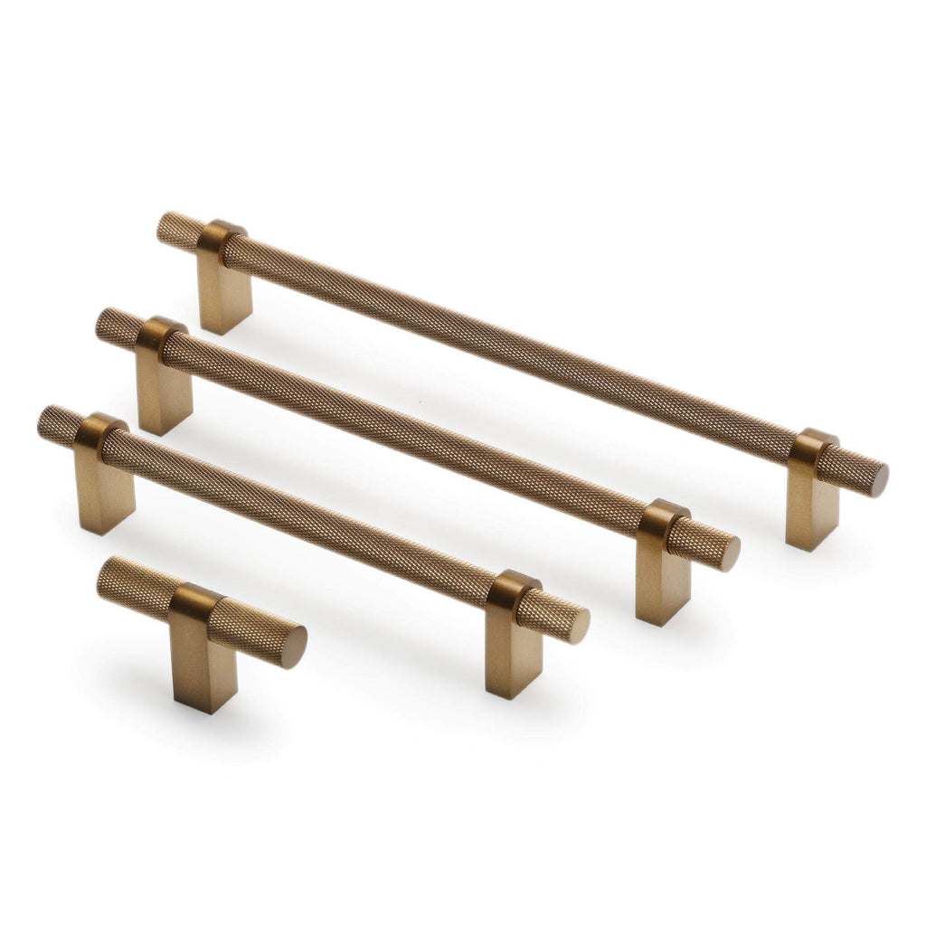The Monarch Knurled Pull