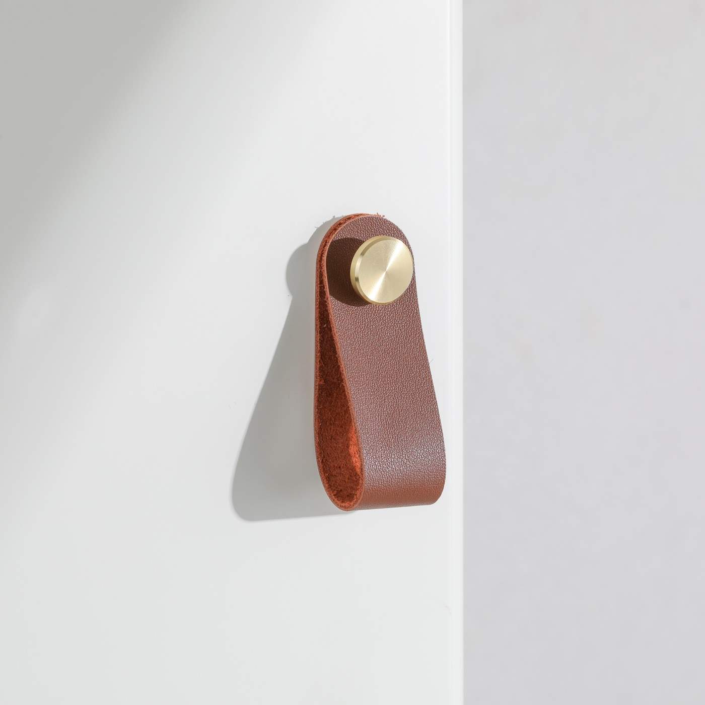 The Sierra Leather Pull