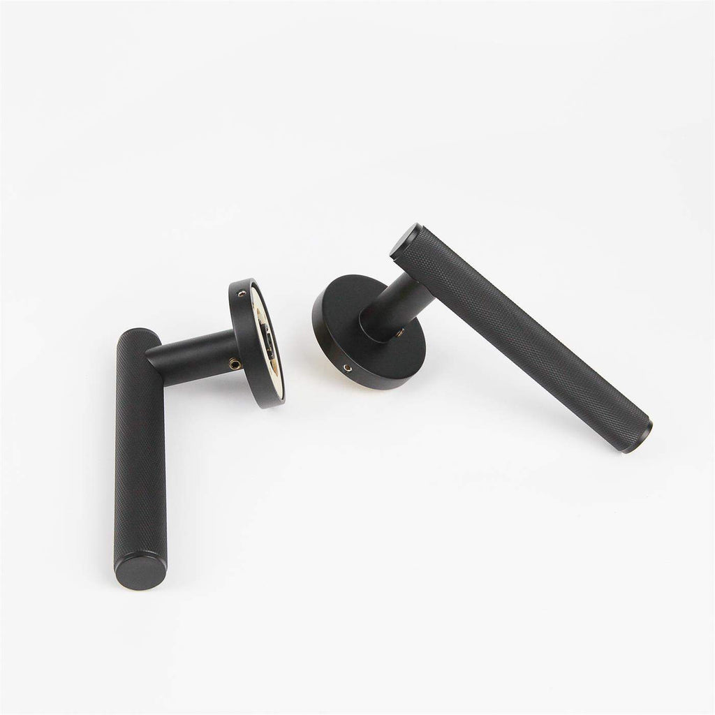 The Ashford Door Handle