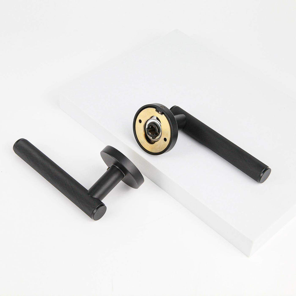 The Ashford Door Handle